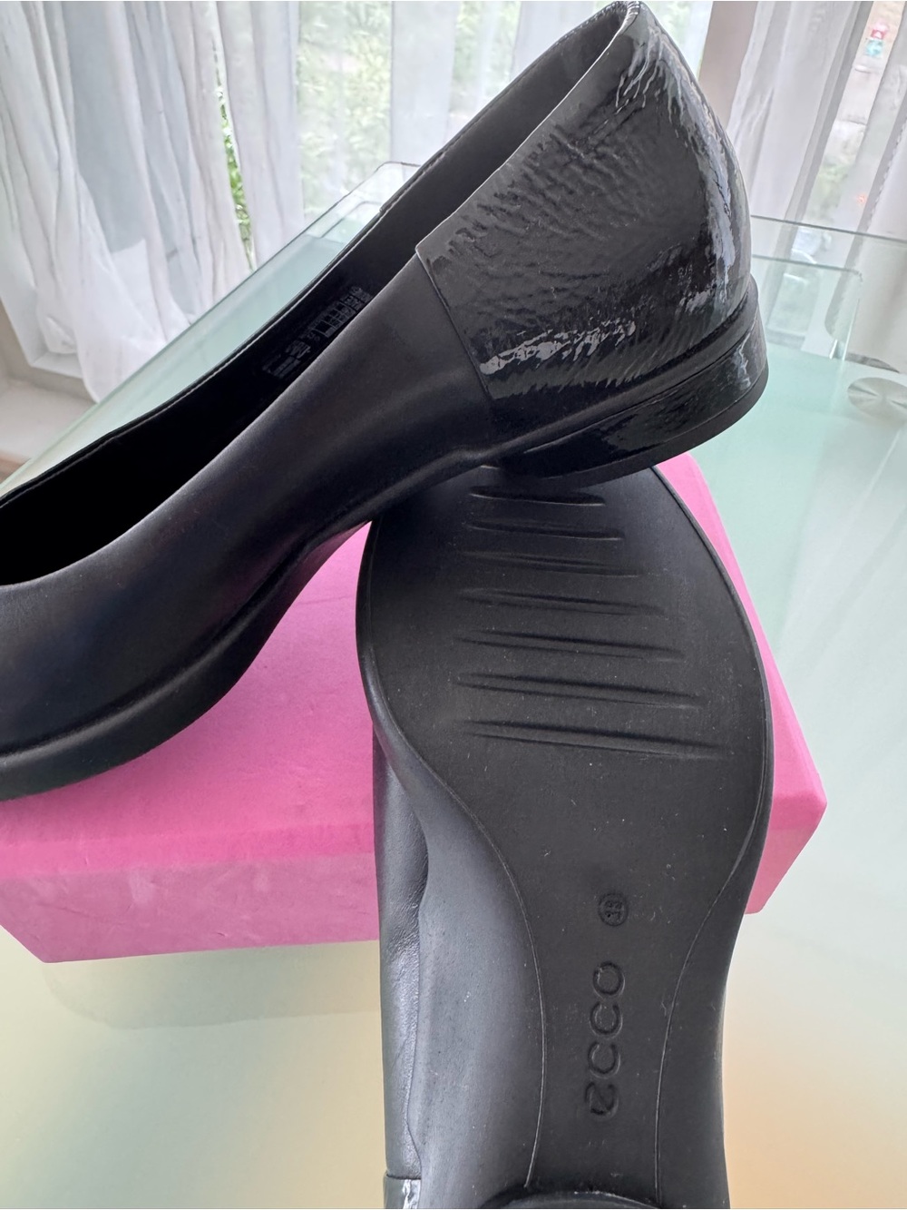 Ecco Black Leather Slip-On Flats - Picture 10 of 10